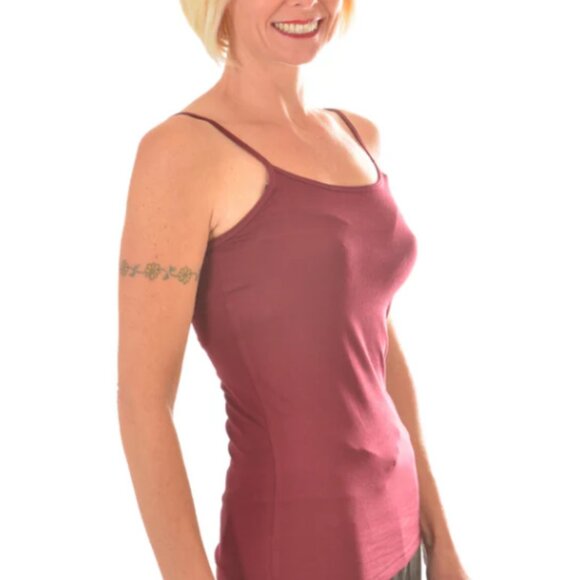 Wayi Classic Scoop Neck Snug Camisole Cranberry - Picture 3 of 3